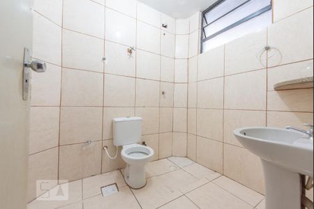 Apartamento à venda com 65m², 2 quartos e sem vaga Apartamento à venda com 65m², 2 quartos e sem vagaBanheiro
