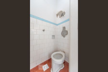 Apartamento à venda com 65m², 2 quartos e sem vaga Apartamento à venda com 65m², 2 quartos e sem vagaBanheiro de Serviço
