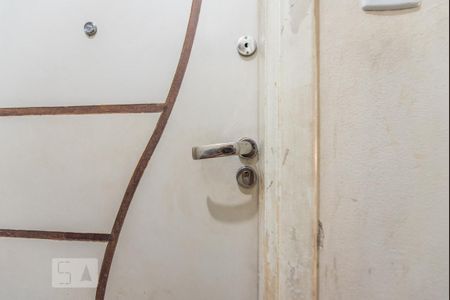 Apartamento à venda com 65m², 2 quartos e sem vaga Apartamento à venda com 65m², 2 quartos e sem vagaEntrada