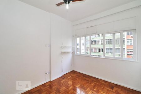 Quarto. de apartamento para alugar com 1 quarto, 26m² em Copacabana, Rio de Janeiro