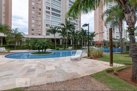 Apartamento à venda com 148m², 3 quartos e 3 vagasÁrea comum - Piscina