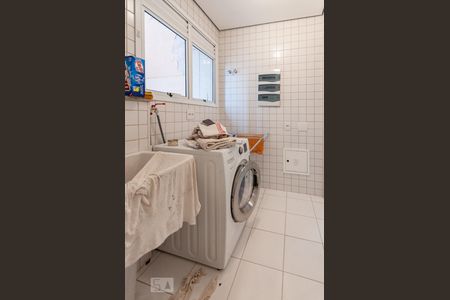 Apartamento à venda com 148m², 3 quartos e 3 vagasLavanderia