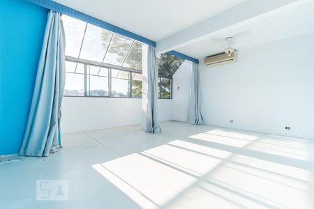Casa para alugar com 530m², 5 quartos e 5 vagas Casa para alugar com 530m², 5 quartos e 5 vagasSuíte 2
