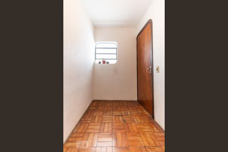 Casa para alugar com 530m², 5 quartos e 5 vagas Casa para alugar com 530m², 5 quartos e 5 vagasQuarto de Serviço 1