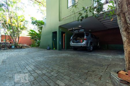 Casa para alugar com 530m², 5 quartos e 5 vagas Casa para alugar com 530m², 5 quartos e 5 vagasGaragem