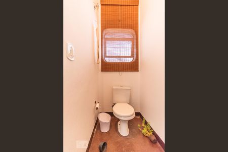 Casa para alugar com 530m², 5 quartos e 5 vagas Casa para alugar com 530m², 5 quartos e 5 vagasSuíte 3 - Banheiro
