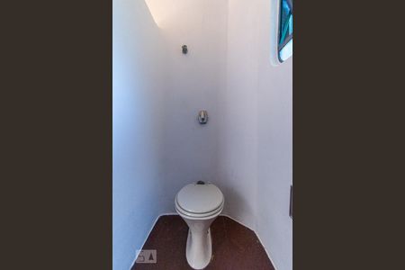 Casa para alugar com 530m², 5 quartos e 5 vagas Casa para alugar com 530m², 5 quartos e 5 vagasLavabo