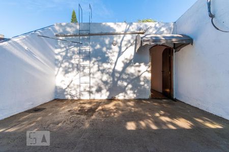Casa para alugar com 530m², 5 quartos e 5 vagas Casa para alugar com 530m², 5 quartos e 5 vagasQuarto 2 - Terraço