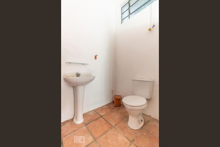 Casa para alugar com 530m², 5 quartos e 5 vagas Casa para alugar com 530m², 5 quartos e 5 vagasVestiário