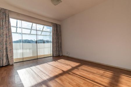 Casa para alugar com 530m², 5 quartos e 5 vagas Casa para alugar com 530m², 5 quartos e 5 vagasSuíte 1