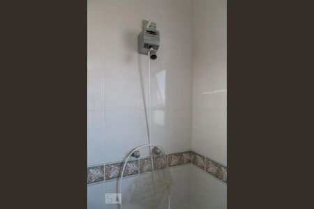 Casa à venda com 358m², 4 quartos e 4 vagasDetalhe do banheiro da suíte 4