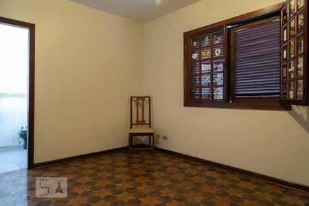 Casa à venda com 358m², 4 quartos e 4 vagasSuíte 3