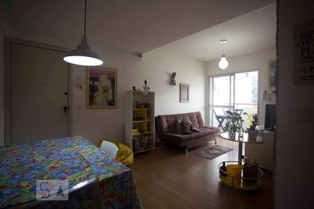 sala de apartamento para alugar com 2 quartos, 72m² em Icaraí, Niterói