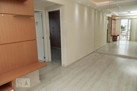 Sala de apartamento para alugar com 2 quartos, 50m² em Todos Os Santos, Rio de Janeiro