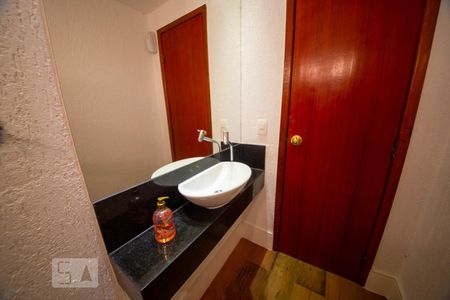 Lavabo  de casa de condomínio à venda com 4 quartos, 263m² em São Francisco, Niterói