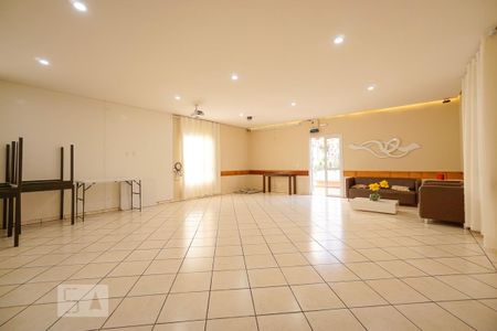 Apartamento para alugar com 47m², 2 quartos e 1 vaga Apartamento para alugar com 47m², 2 quartos e 1 vagaSalão de festas