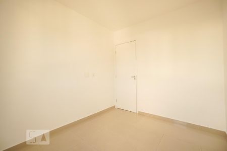 Quarto 1 de apartamento para alugar com 2 quartos, 47m² em Vila Antonieta, São Paulo