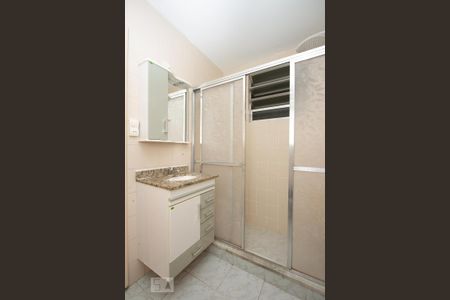 Banheiro de apartamento à venda com 1 quarto, 44m² em Glória, Rio de Janeiro