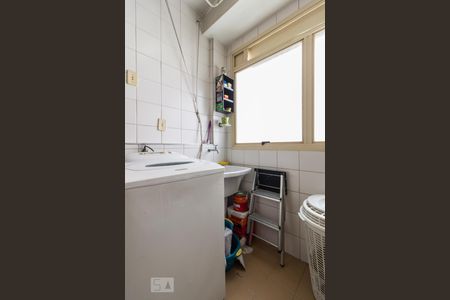 Apartamento para alugar com 65m², 2 quartos e 1 vaga Apartamento para alugar com 65m², 2 quartos e 1 vagaÁrea de serviço