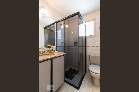 Banheiro de apartamento para alugar com 2 quartos, 65m² em Perdizes, São Paulo