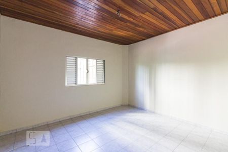 Quarto 2 de casa para alugar com 2 quartos, 140m² em Parque São Luís, São Paulo