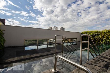 Apartamento à venda com 86m², 1 quarto e 1 vaga Apartamento à venda com 86m², 1 quarto e 1 vagaPiscina