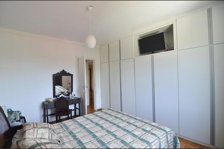 Suíte de casa para alugar com 7 quartos, 450m² em São Bento, Belo Horizonte