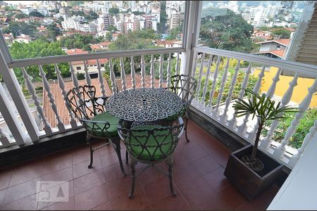 Varanda de casa para alugar com 7 quartos, 450m² em São Bento, Belo Horizonte