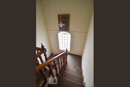 Casa para alugar com 450m², 7 quartos e 3 vagasEscada