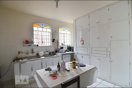 Casa para alugar com 450m², 7 quartos e 3 vagasCozinha