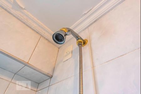 Apartamento à venda com 130m², 3 quartos e 2 vagas Apartamento à venda com 130m², 3 quartos e 2 vagasChuveiro