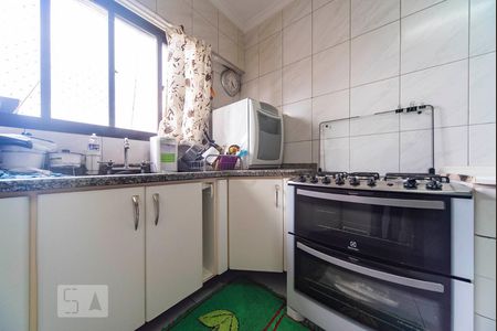 Apartamento à venda com 130m², 3 quartos e 2 vagas Apartamento à venda com 130m², 3 quartos e 2 vagasCozinha