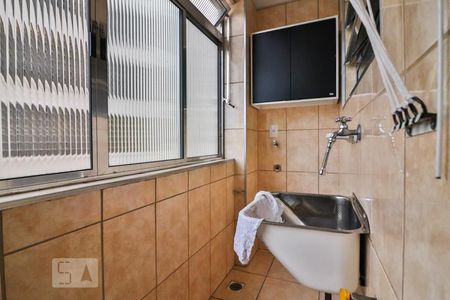 Apartamento para alugar com 57m², 1 quarto e sem vagaDetalhe da area de serviço