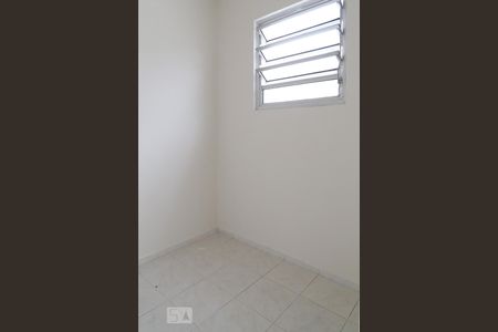 Casa à venda com 378m², 3 quartos e 3 vagas Casa à venda com 378m², 3 quartos e 3 vagasQuarto de serviço