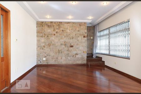 Sala de casa para alugar com 3 quartos, 378m² em Vila Isolina Mazzei, São Paulo