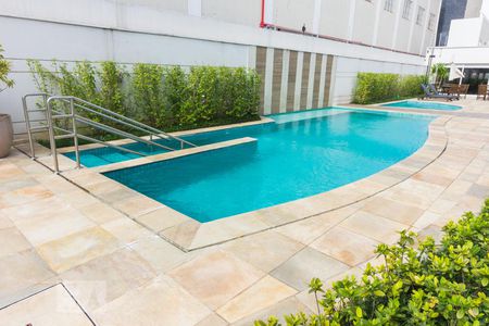 Apartamento à venda com 63m², 1 quarto e 1 vagaPiscina