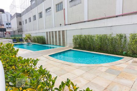 Apartamento à venda com 63m², 1 quarto e 1 vagaPiscina