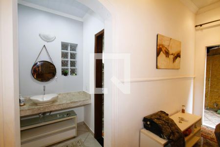 Casa à venda com 250m², 4 quartos e 3 vagasBanheiro Social