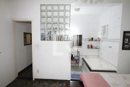 Casa à venda com 250m², 4 quartos e 3 vagasBanheiro suíte