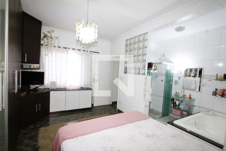 Casa à venda com 250m², 4 quartos e 3 vagasSuíte