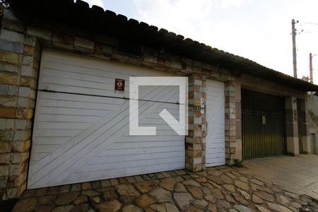 Casa à venda com 250m², 4 quartos e 3 vagasFachada