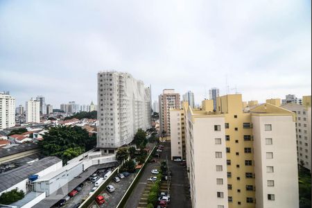Apartamento para alugar com 68m², 2 quartos e 1 vagaVaranda