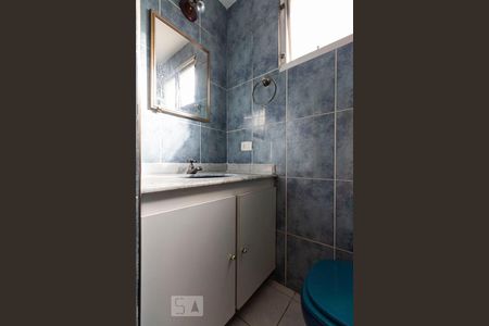 Banheiro social de apartamento para alugar com 1 quarto, 54m² em Vila Clementino, São Paulo