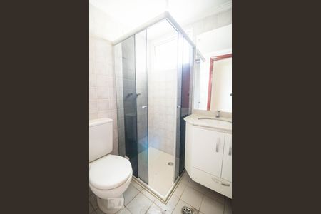 Banheiro  de apartamento à venda com 2 quartos, 72m² em Vila Léa, Santo André