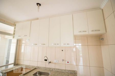 Apartamento para alugar com 72m², 2 quartos e 2 vagas Apartamento para alugar com 72m², 2 quartos e 2 vagasCozinha