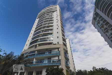 Apartamento para alugar com 98m², 3 quartos e 2 vagasFachada