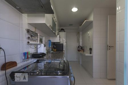 Apartamento para alugar com 98m², 3 quartos e 2 vagasCozinha
