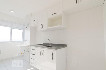 Cozinha de apartamento para alugar com 1 quarto, 31m² em Água Branca, São Paulo