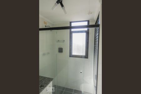 Banheiro  de apartamento para alugar com 1 quarto, 40m² em Indianópolis, São Paulo