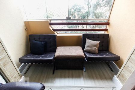 Varanda / Sala de apartamento à venda com 3 quartos, 77m² em Cidade Brasil, Guarulhos